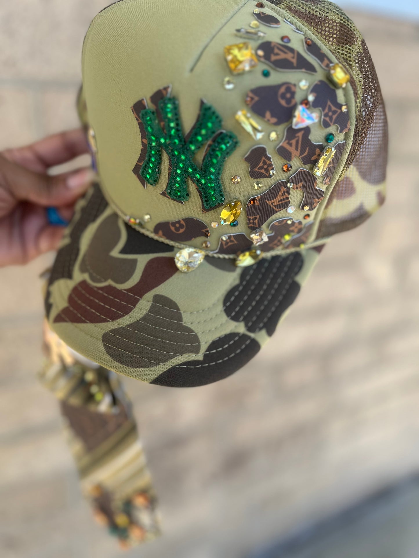 Diamonds and Florals trucker hats