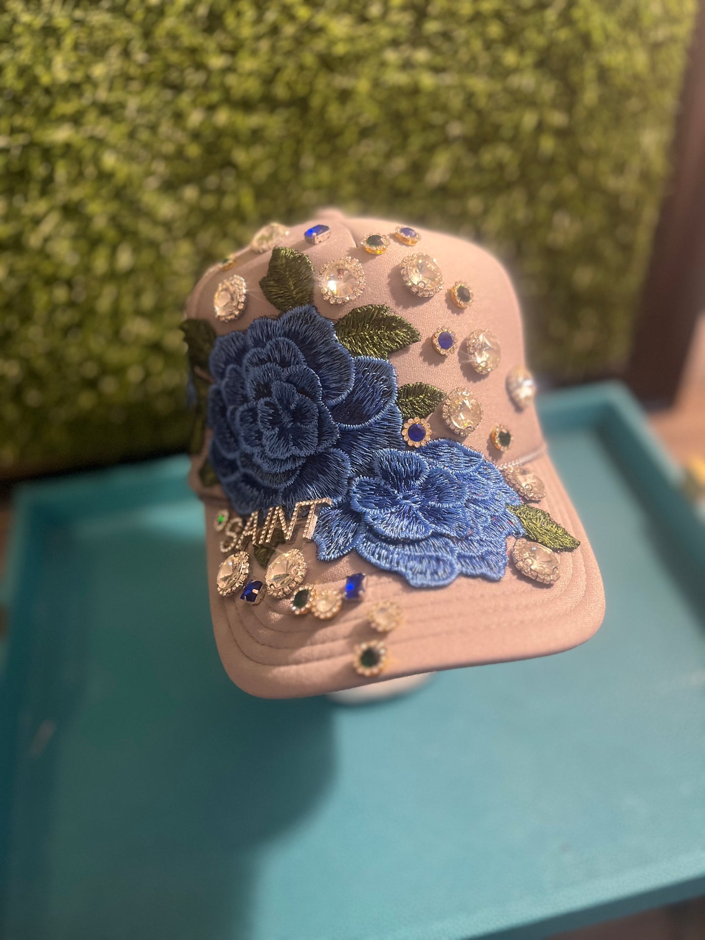 Diamonds and Florals trucker hats