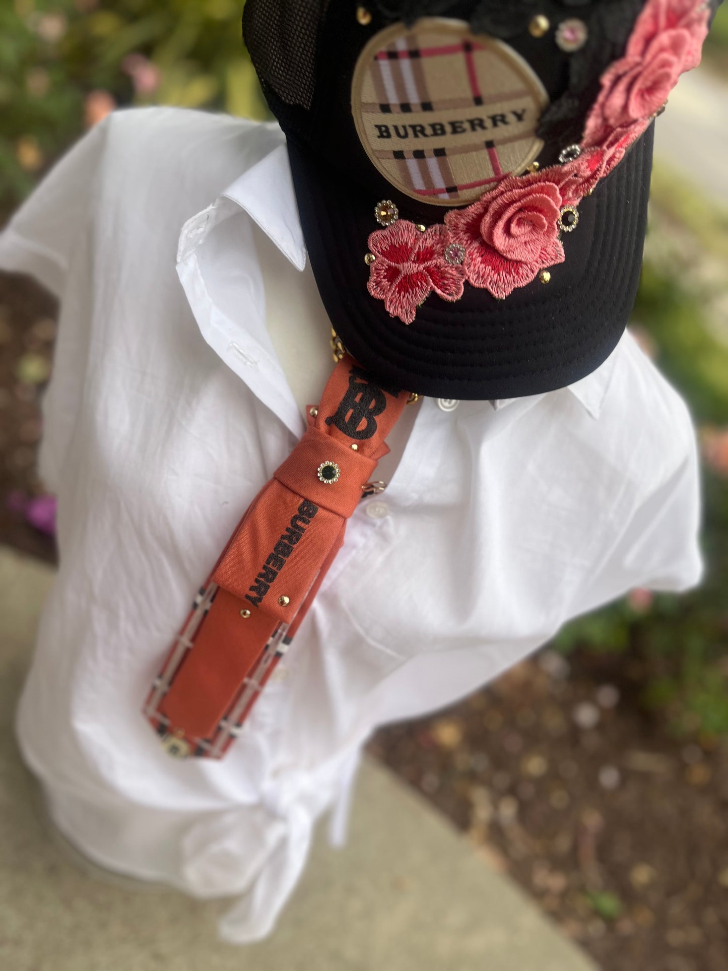 Bougie trucker hat & Upcycled necktie sets