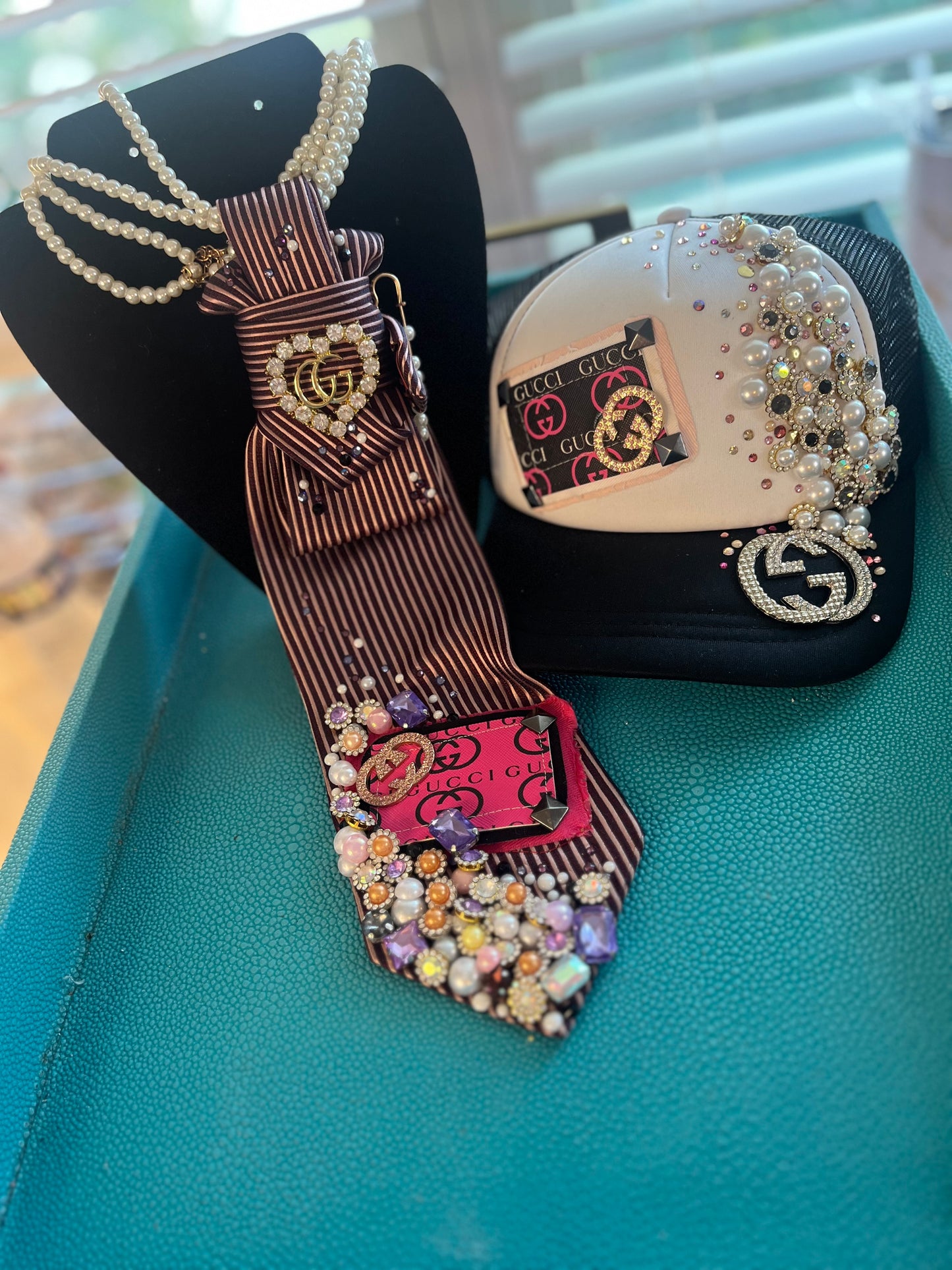 Bougie trucker hat & Upcycled necktie sets